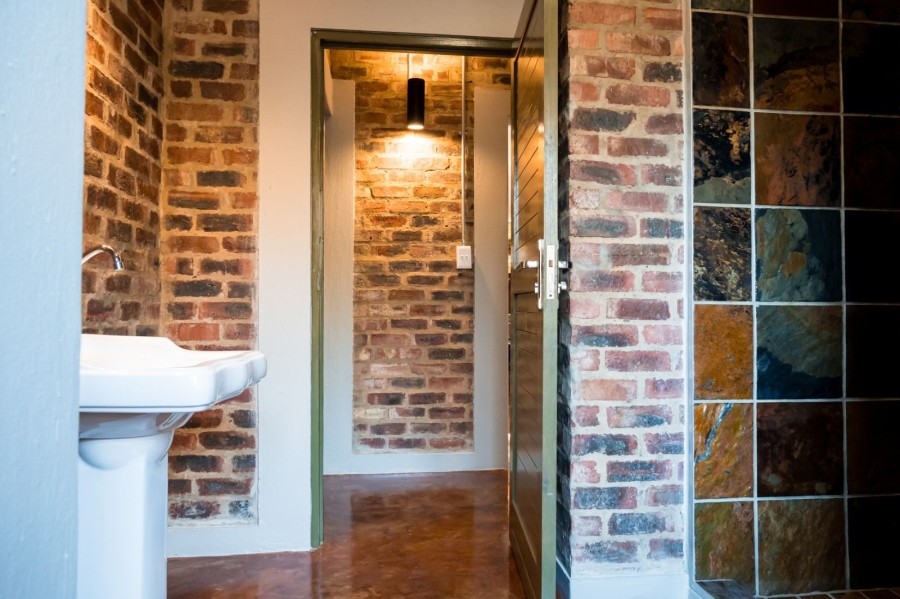 8 Bedroom Property for Sale in Parys Free State
